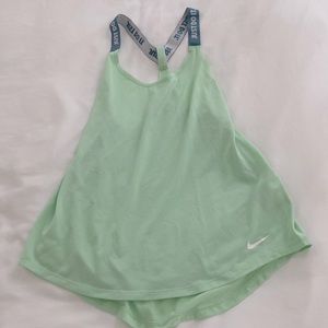 Women’s Nike Dry Fit Tank in Mint, Size Small
